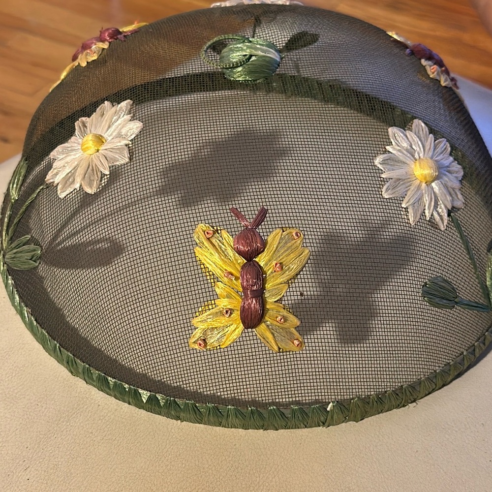 Platter covers , For picnicks or dining outside .